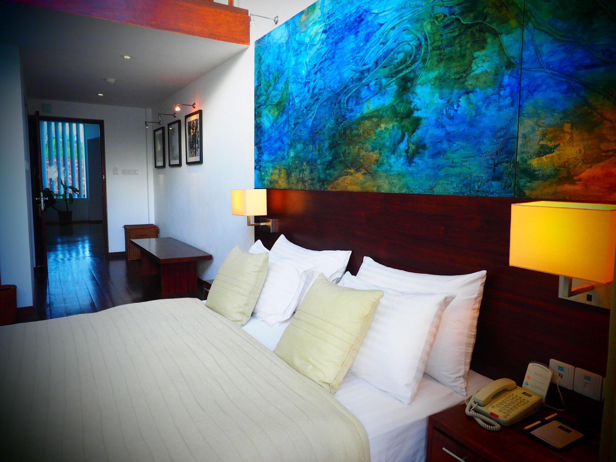 Michelle Boutique Hotel บาลาปิตียา ภายนอก รูปภาพ