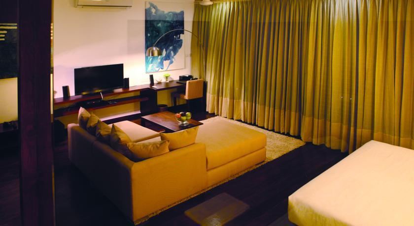 Michelle Boutique Hotel บาลาปิตียา ภายนอก รูปภาพ