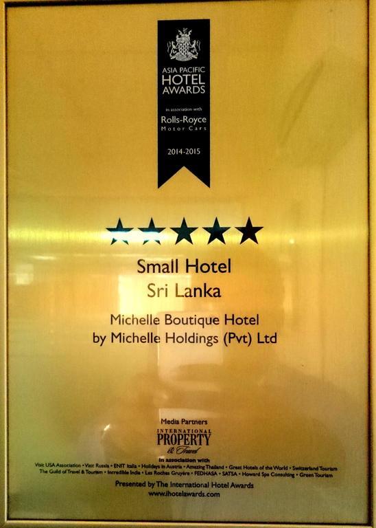 Michelle Boutique Hotel บาลาปิตียา ภายนอก รูปภาพ